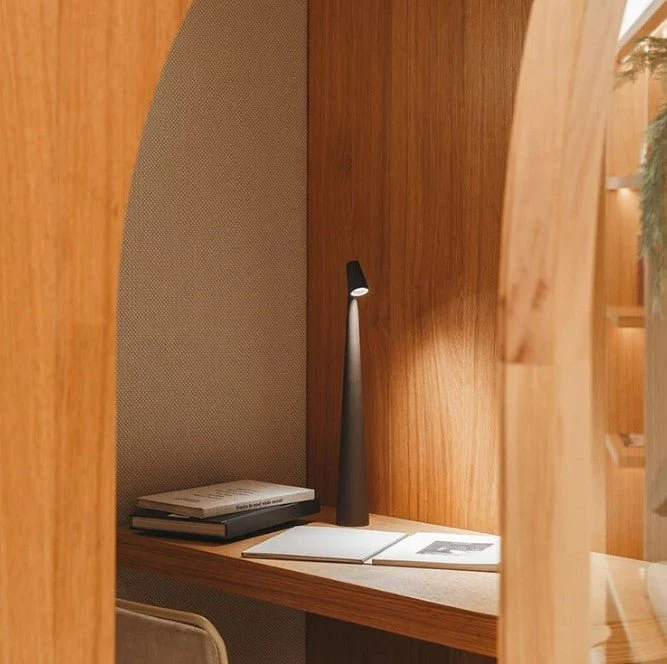 LuxeGlow - Lampe de table sans fil élégante - Image 4