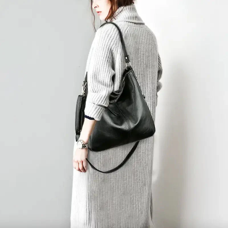 Melody – Sac à bandoulière avec poches latérales zippées et bandoulière ajustable - Image 7